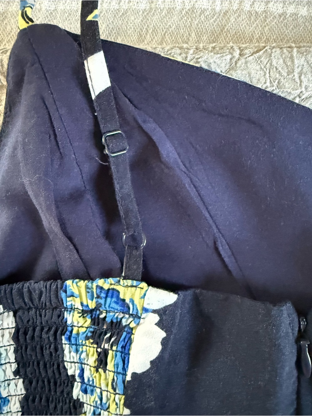 Old Navy Floral Spaghetti-Strap Sundress - Picture 9 of 10